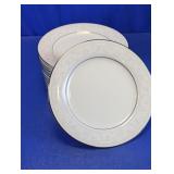Noritake Ivory China Dinner Plate Set