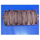 Vintage Cast Iron 7-Stick Cornbread Mold Pan