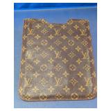 Replica Louis Vuitton Monogram Pouch