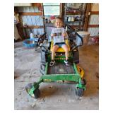 John Deere EZtrak Z225 Zero-Turn Riding Mower with 18.5 HP Engine