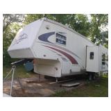 2004 Crossroads/Cruiser Fifth Wheel Camper