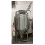 Stout 40 Gallon Conical Fermenter with Top Manway