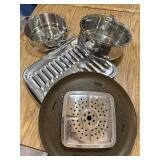 2 Metal Strainer Pans, Broiler Pan , Pizza Pan