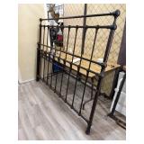 King Bed w/Hollywood Frame, Box Spring & Mattress