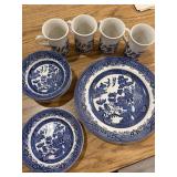 4 pc Place Setting of Churchill Blue Willow