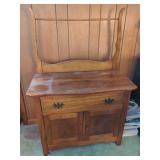 Wooden Washstand with Towel Bar