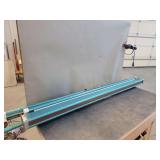 Da-Lite Silver-Lite Portable Projection Screen