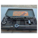 Cobra 25-Piece 1/2-Inch Drive Socket Wrench Set