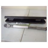 Pittsburgh Pro 1/2 Inch Drive Click-Type Torque Wrench with Case