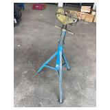 Adjustable Pipe Jack Stand with V-Head Roller