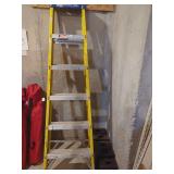 Louisville Ladder Model L-3111-06 Fiberglass Stepladder