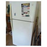 Kenmore Top-Freezer Refrigerator
