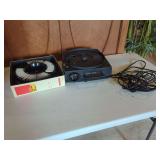 Kodak Carousel 750H Slide Projector with 140 Slide Tray