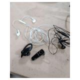 EAR PODS - APPLE - BING - NOKIA - AND ETC