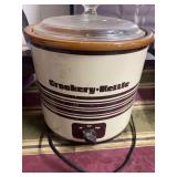 CROCKERY KETTLE CROCKPOT WITH LID