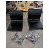 2 BAR STOOLS ADJUSTABLE HEIGHT