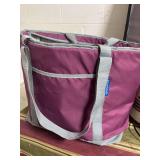COOLER BAG WITH PLASTIC CONTAINERS AND CUPS.