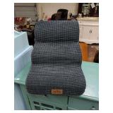 NEW - COZY KISS PET STEPS