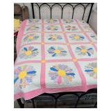 HANDMADE DRESDAN PLATE FULL SIZE QUILT