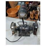 BLACK AND DECKER 6 INCH BENCH GRINDER