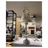 A CRYSTAL BALL SHAPE  TABLE  LAMP WITH SHADE-