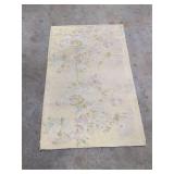 FLOWERED AREA RUG 31X48