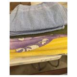 6 TOWELS
