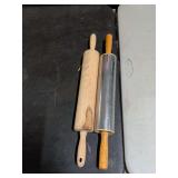 2 ROLLING PINS