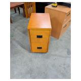 SOLID WOOD 2 DRAWER FILE CABINET ON ROLLERS 14X21X27