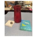 RED GLASS VASE, FAITH KEYCHAIN, JESUS CALLING BOOK