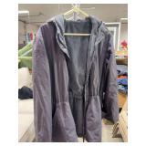 X-LARGE REVERSIBLE WOMENS JACKET