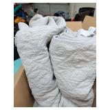 NEW - LAURA ASHLEY FELICITY COTTON REVERSIBLE QUILT SET - SIZE 90X90