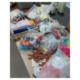 LARGE LOT OF CRAFTING ITEMS AND PARTY SUPPLIES