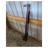 Red Steel Farm Jack with CC99.8 Casting Mark