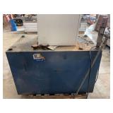 Industrial Fluid Storage Tank with Alemite Pump