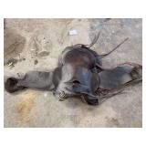 Western Leather Riding Saddle With Horn and Wool Underside