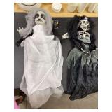 1- ANIMATED HALLOWEEN HANGING DOLL- BATTERY OPERATED - 1- HANGING  HAUNTED MANOR SKELETON BRIDE-