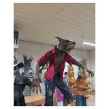 9 1/2 FT GIANT SIZED ANIMATED IMMORTAL WEREWOLF WITH LCD LIFE EYES