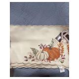 4 CLOTH PLACEMATS