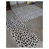 2 AREA RUGS - 5X7 AND RUNNER
