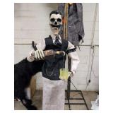 6 FT ANIMATED TALKING DEAN THE DEATHOLOGIST