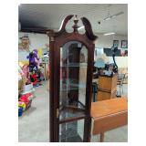 PULASKI FURNITURE CO. CHERRY CORNER CURIO CABINET - LIGHTED WITH MIRRORED BACK AND GLASS SHELVES 23X13X82