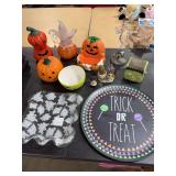SEVERAL PIECES OF HALLOWEEN DECORATIONS- PUMPKINS, PLATE, BOWL, ETC.-