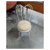 VINTAGE ICE CREAM CHAIR