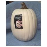 CARVABLE PUMPKIN