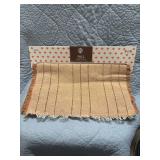 FALL TABLE RUNNER