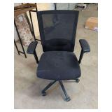ROLL AROUND OFFICE CHAIR ADJUSTABLE HEIGHT