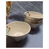 FOUR CERAMIC BOWLS PUMPKIN/LEAF