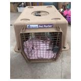 PETMATE PET PORTER. IN GOOD SHAPE.