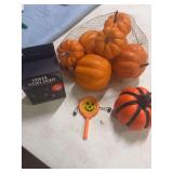 SPIDER STRING LIGHTS AND PUMPKIN DECORATION